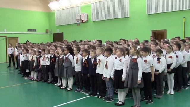 Флешмоб «С песней к Победе» ГБОУ Школа № 2016#Мойрайонвгодывойны, #СпеснейкПобеде.