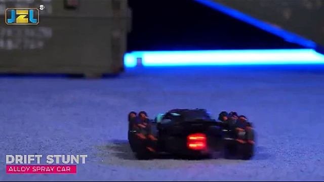 Радиоуправляемая игрушечная машинка на шести колесах, вращающаяся машинка