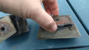 Глухой стук под машиной ГАЗ