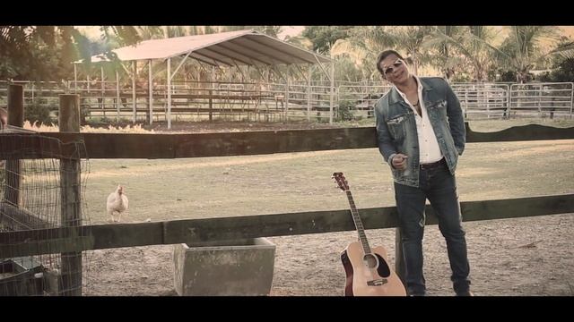 ANA, JOHN Y YO / Juan Carlos Calderon Aleaga смотреть онлайн