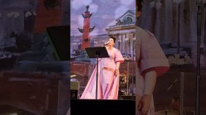 Хибла Герзмава "Подмосковные вечера" • Hibla Gerzmava "Не слышны в саду даже шорохи" 10