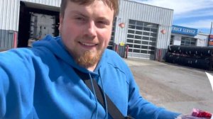 Работа тракдрайвером в США | Американские будни начинающего тракиста | Сам обслуживаю трак