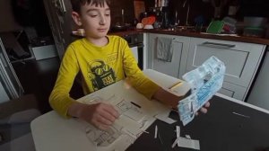 Сборка вагона метро 81-717 из бумаги