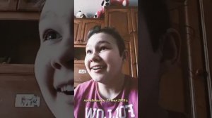 Я плачу,мне подарили на 18 лет, обосранные трусы