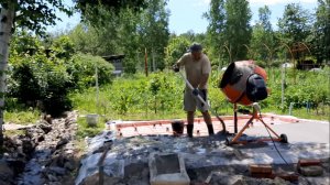 СТРОИТЕЛЬСТВО БАНИ 4*4 С ВЕРАНДОЙ. СВОИМИ РУКАМИ . ЗАЛИВКА ФУНДАМЕНТА. #фундамент #баня