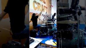 Барабанщик жжёт Иркутск группа" Экстраверт"