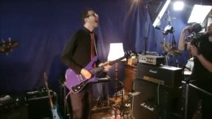 Martin Miller and Paul Gilbert Solo (Superstition)