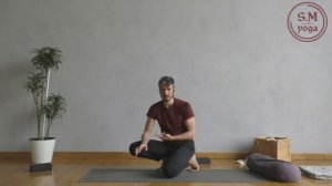 Эка Пада Данда Каундиниасана. Как выполнить позу безопасно. Видео обзор