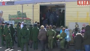Поезд с трофеями из Сирии в Чите