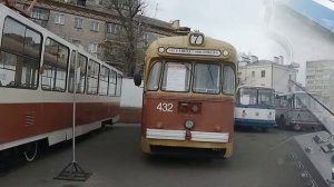 Автобусы и тролейбусы из прошлого.  Нашли транспорт СССР.