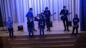 ШКОЛЬНАЯ РОК-ГРУППА. ПЕРВОЕ ВЫСТУПЛЕНИЕ, АПРЕЛЬ 2017