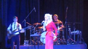 Полина Гагарина - Полюшка [live] in Yekaterinburg (28.09.13) [8]