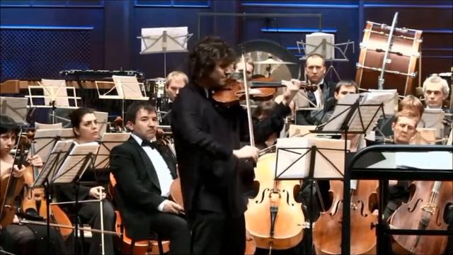 И. С. Бах — Чакона, исполняет — Родион Замуруев. Белгородской филармонии смотреть онлайн