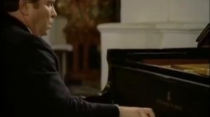 *****Моцарт.Фантазия ре минор соч.К397.Играет Э.Гилельс.Запись 1971г.из концертного зала "Моцартеум