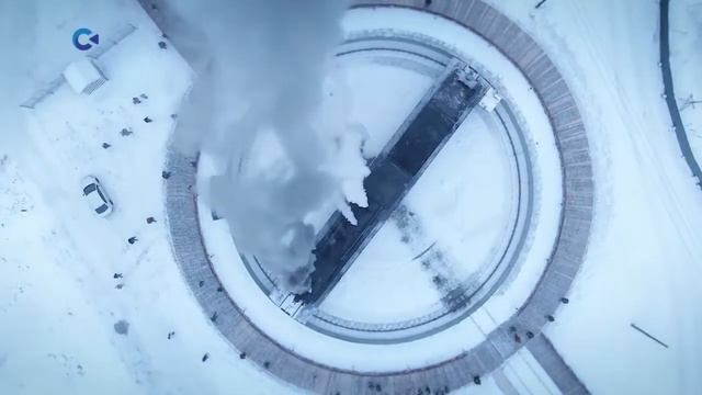 В горном парке "Рускеала" открылся первый паровозный круг, построенный в современной России смотреть онлайн