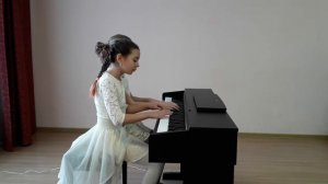 Карамиа. Прогулка по кукурузному полю.Исп. дуэт Софья Шидякова, Анна Грунцова.