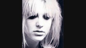 Courtney Love - Mono