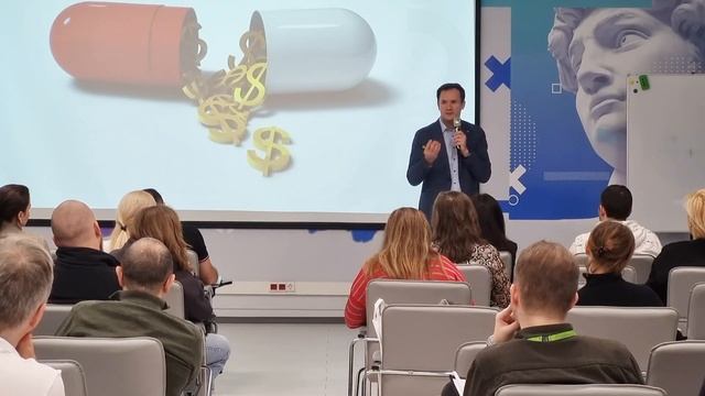 Будущее маркетинга – это персональная сегментация клиентов. Дмитрий Дмитриев о клиентской лояльности