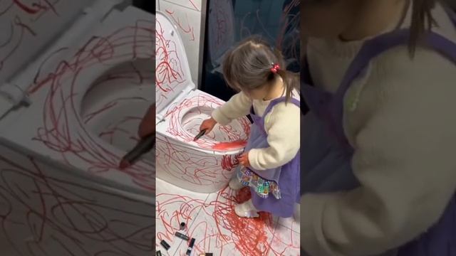 Детдом будет гордится художницей