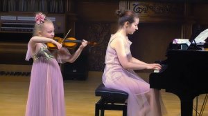 Скрипка l Улитка; Петушок - Магиденко l Дебют на сцене