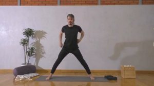 Наклоны. Практика Хатха-йоги 34 минуты