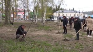 2022 05 06 Посадка саженцев липы в парке РДК