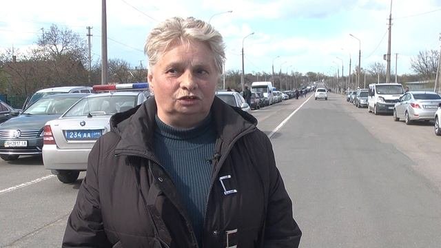 Правоохранители несут службу на усиленных блокпостах