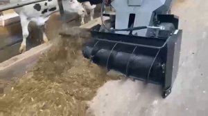 Кормилец
Многофункциональная машина кормилец.