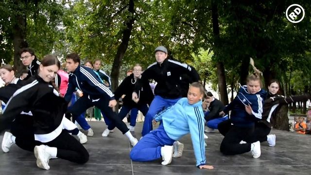 «Русские» – Театр танца «Смотри» Руководитель Александра Иванова