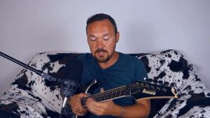 Блюзовая постановка левой руки гитариста, что, как и зачем?