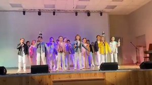младший хор студии "Весёлая компания" "We will rock you"