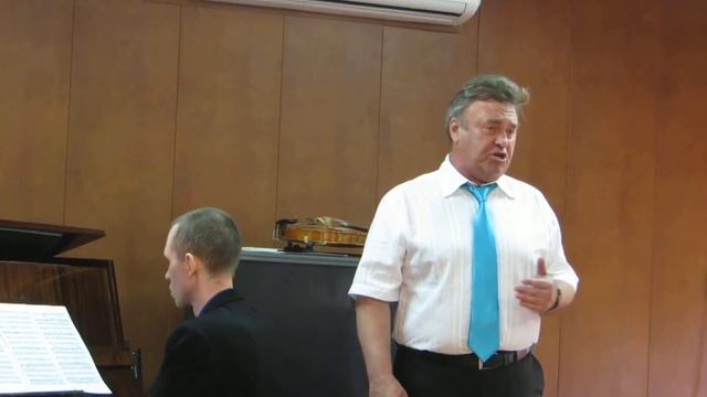 Гус Хиддинг поет на русском смотреть онлайн