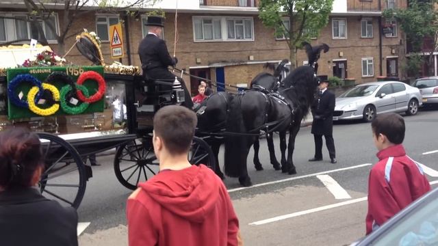 IMG_1410.MOV Boxing mourns death of Terry Spinks an Olympic legend смотреть онлайн