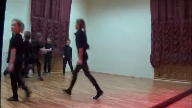 Фрагменты показа по сцен.движению и сцен.речи  (1 курс, Никольское)