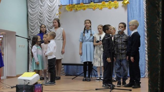 Отрывок из концерта ко Дню пожилого человека.