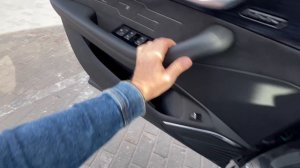 Geely Monjaro 2024 серый