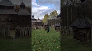 Autumn in Open-air museum Pyrohiv, Kyiv / Осінь Музей просто неба в Пирогові, Київ