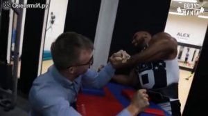 Ботаник армрестлер