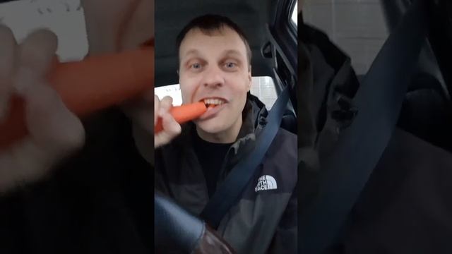 Как Багз Банни !))