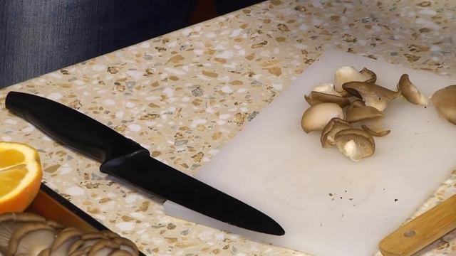 Удиви повара - 2. DJ JUNGO! и pr-специалист Анна Глушкова 16+ смотреть онлайн