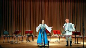 Карина Попова - Ой все кумушки домой