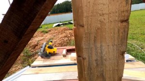 Домик на колодец своими руками дешево.