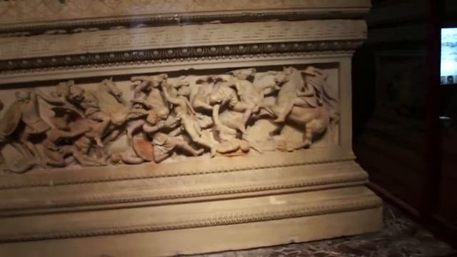 Стамбул. Археологический музей. Сидонский саркофаг смотреть онлайн