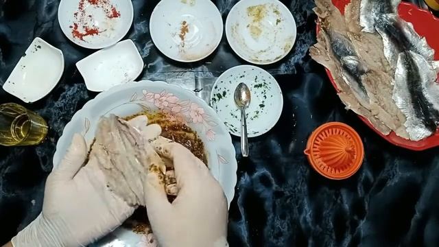 سردين في الفرن بطريقتين مع شرمولة رائعة Sardine au four avec sharmoula
