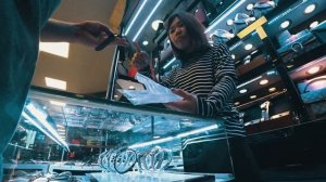 Один день: Рынок копий брендов в Китае 3