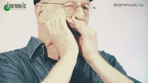Как правильно держать  губную гармошку. Часть I _ Стив Бейкер