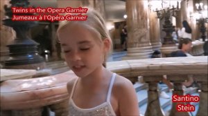 Twins at the OPERA GARNIER PARIS / Jumeaux à l'OPERA GARNIER PARIS