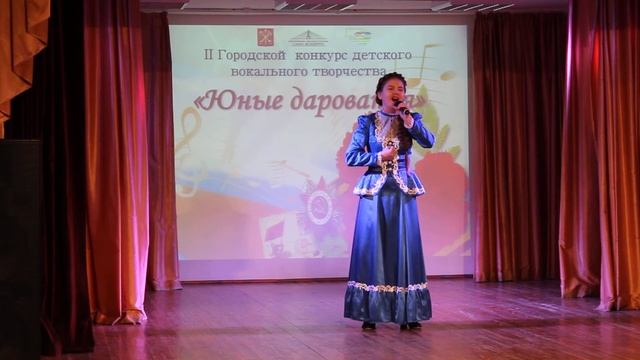 "РОССИЯ" - историческая песня донских казаков. Исп.Космачева Надежда г. Санкт - Петербург