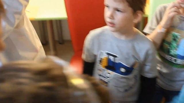 Школа научных чудес.Анастасийка и Саша.
