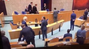 Covid19 - Dutch health Minister collapses during corona debate